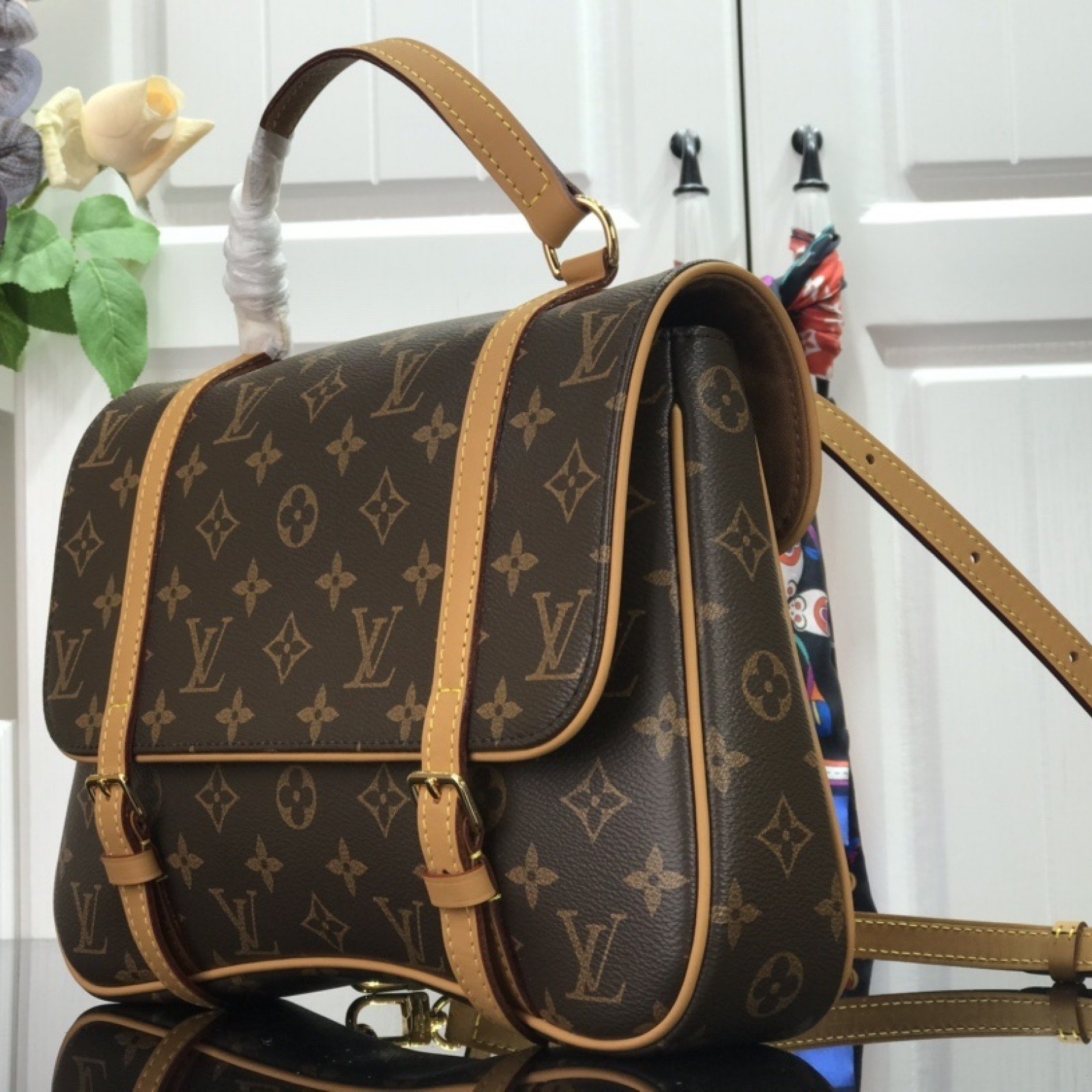 LV Handbag M51158