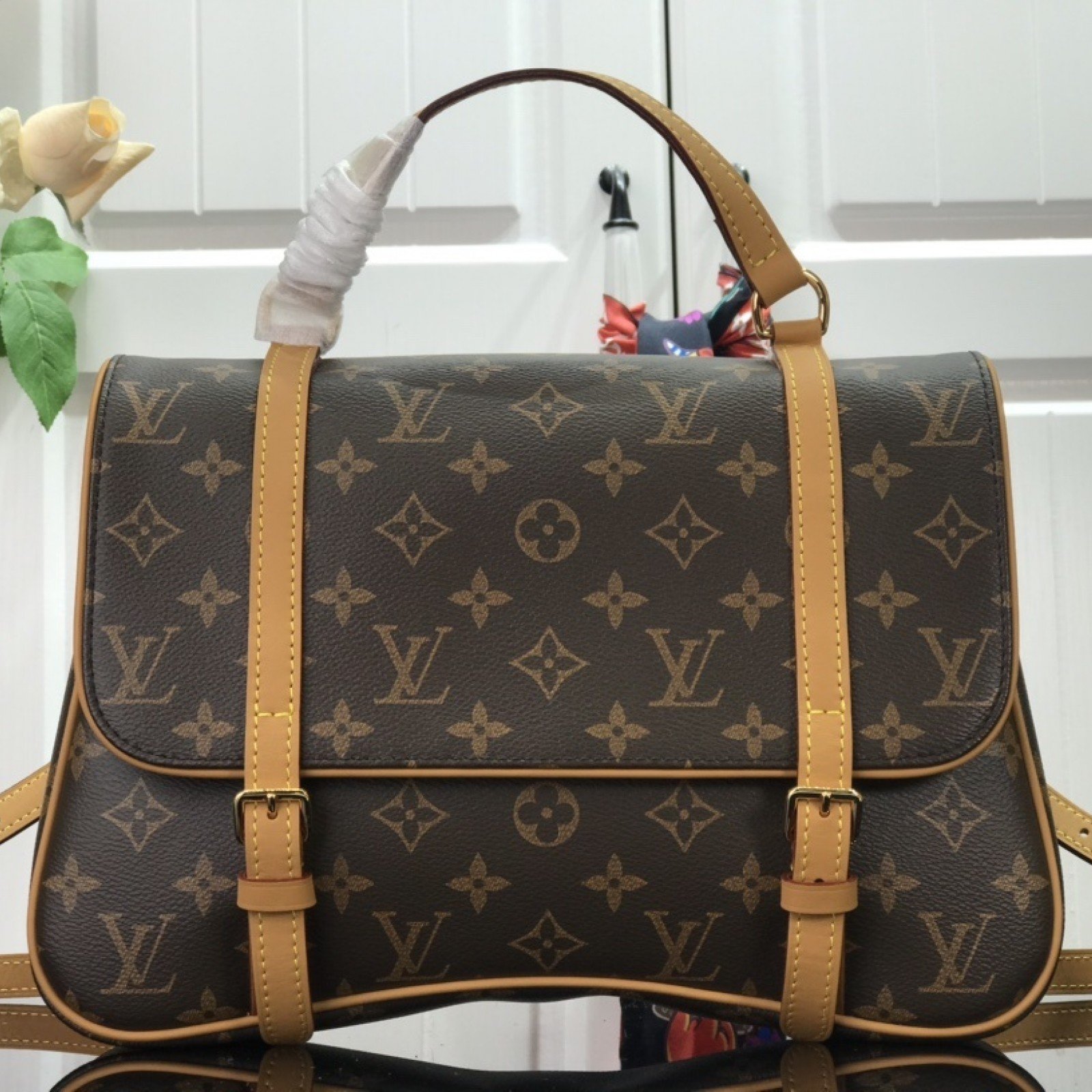 LV Handbag M51158