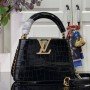 LV Handbag M94227
