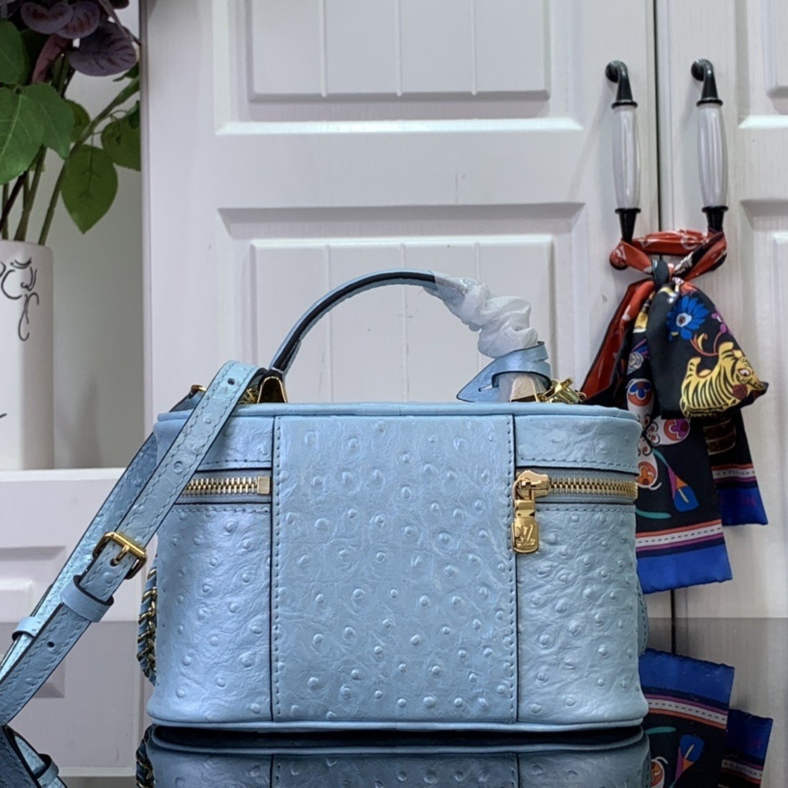 LV Handbag N85820