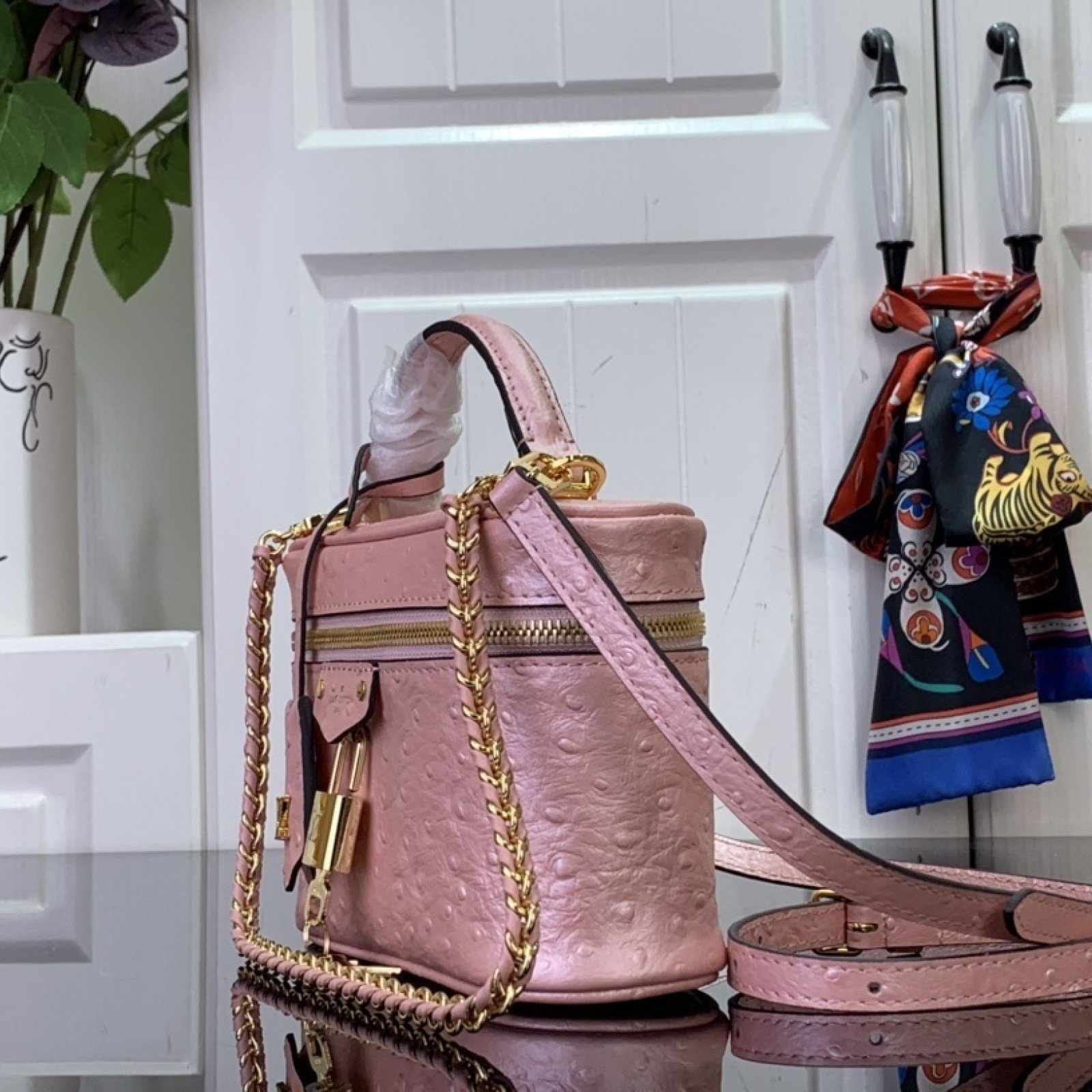 LV Handbag N85820