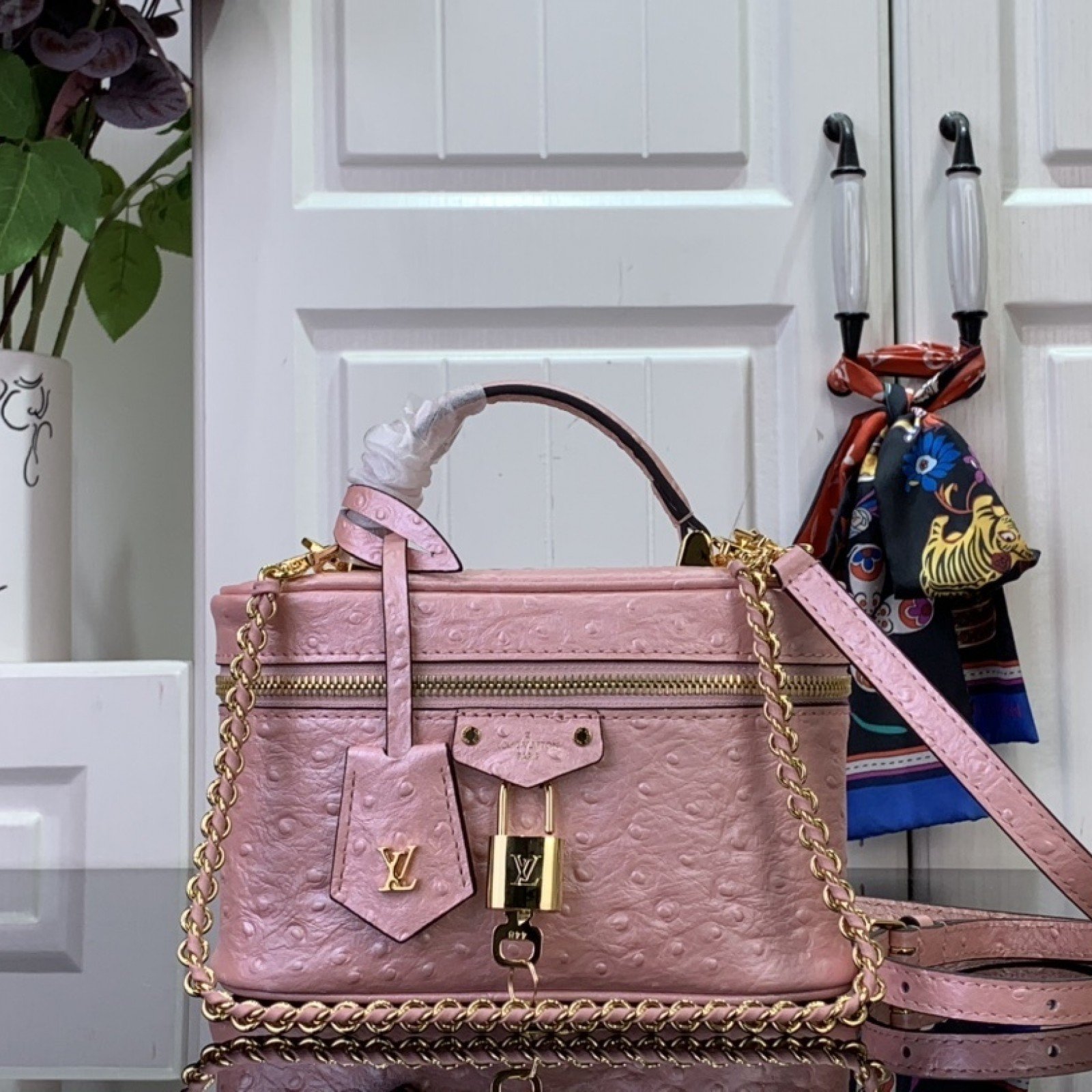 LV Handbag N85820