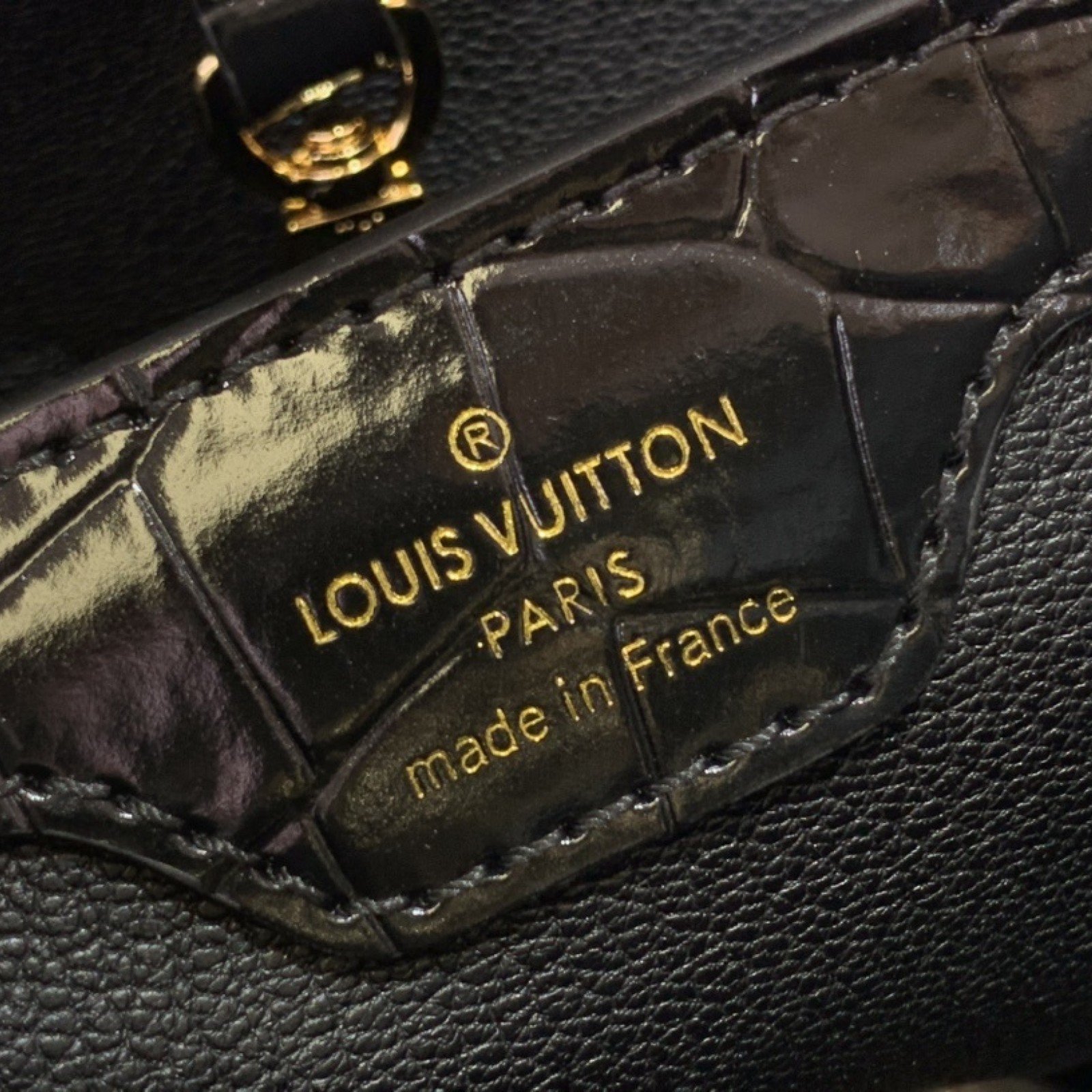LV Handbag N93419