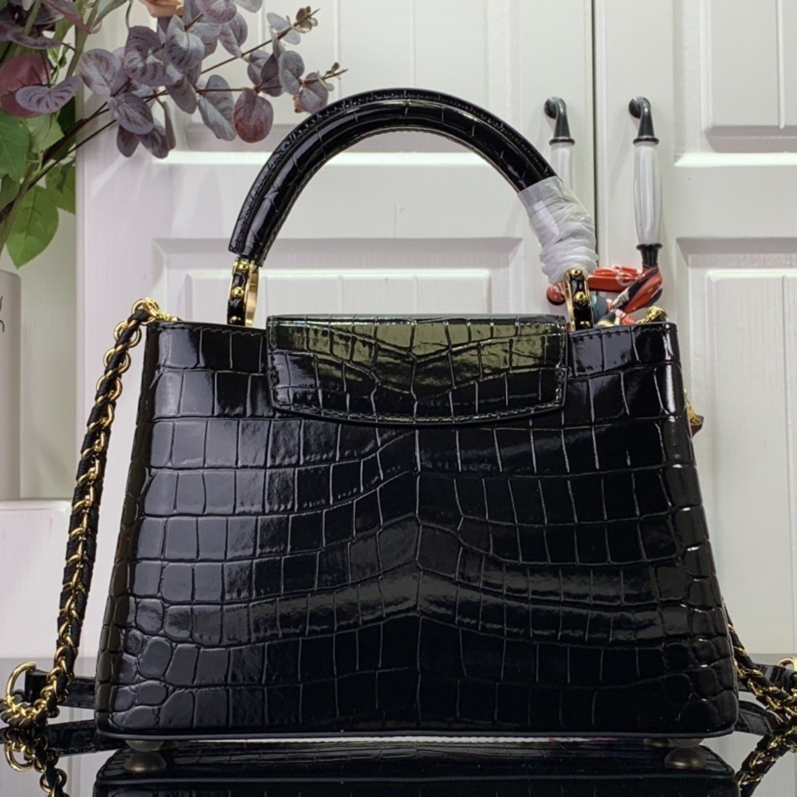 LV Handbag N93419