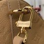 LV Handbag m11323