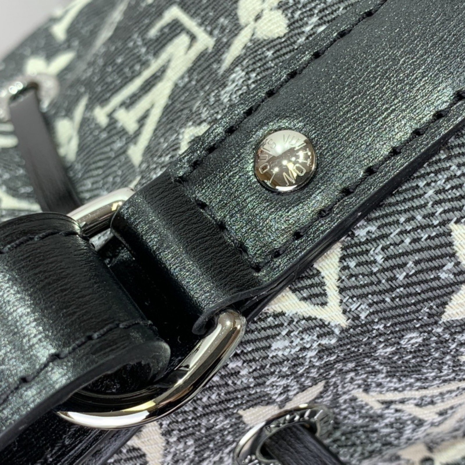 LV Handbag m21461 59606