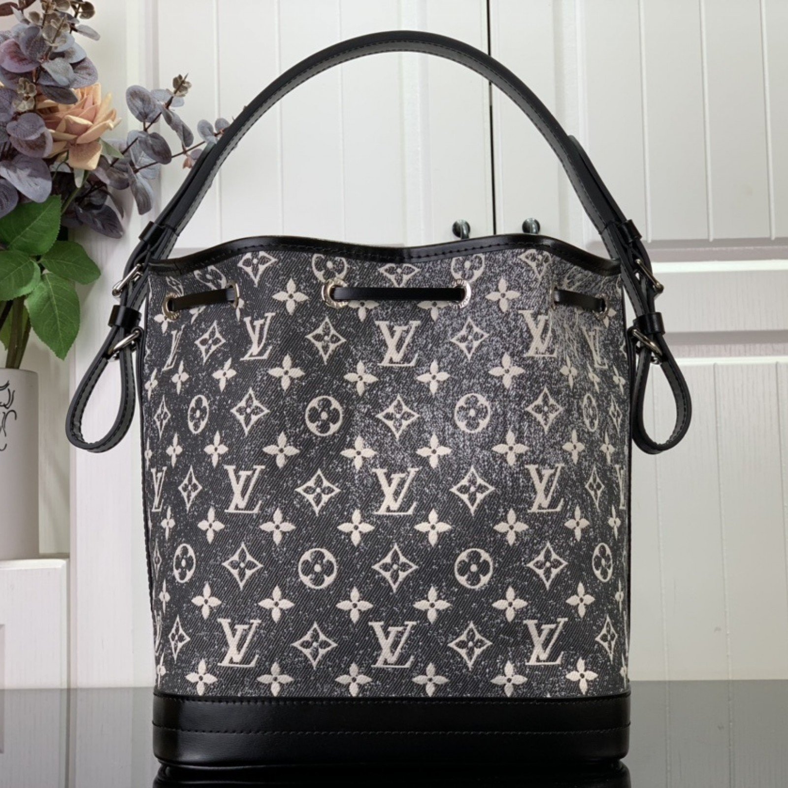 LV Handbag m21461 59606