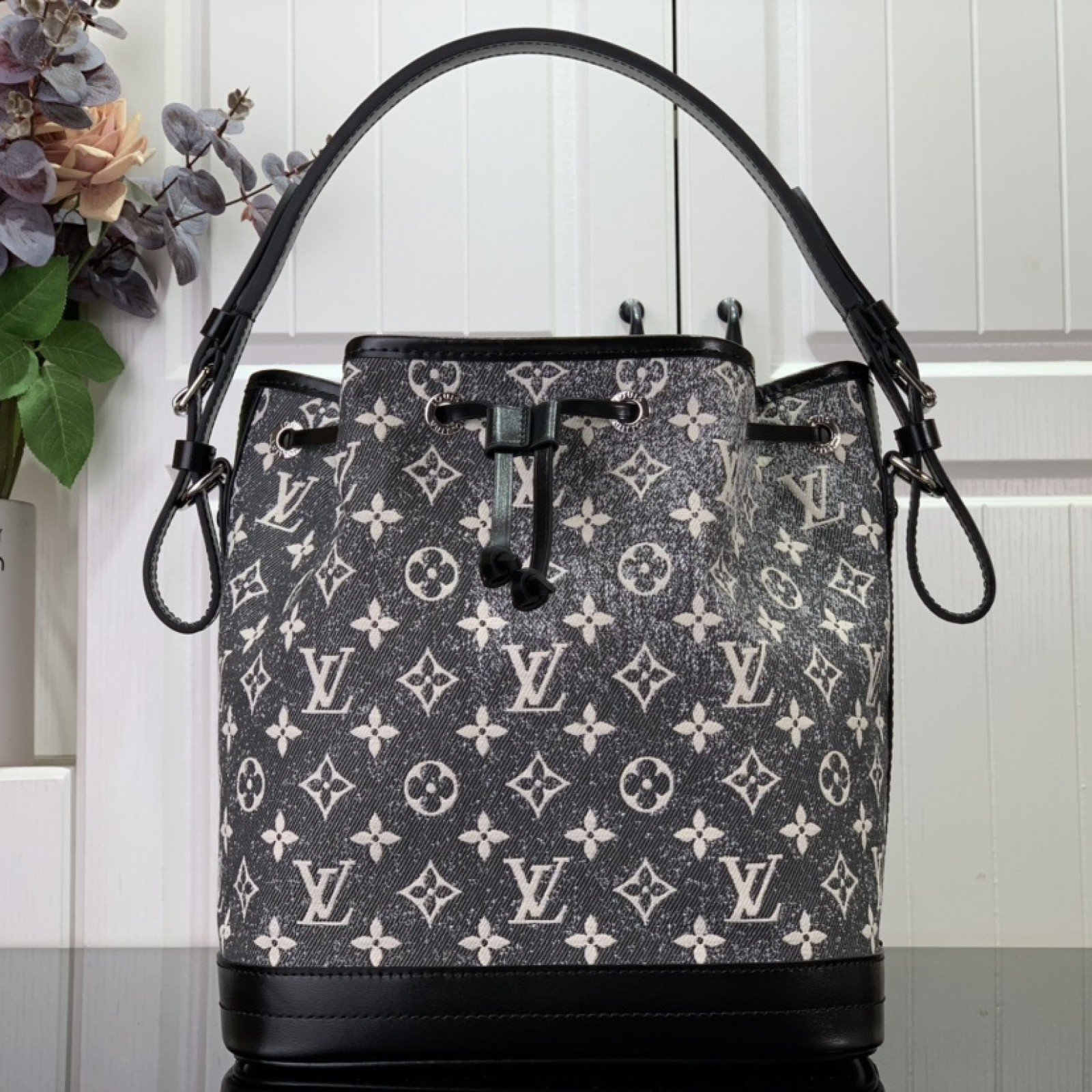 LV Handbag m21461 59606