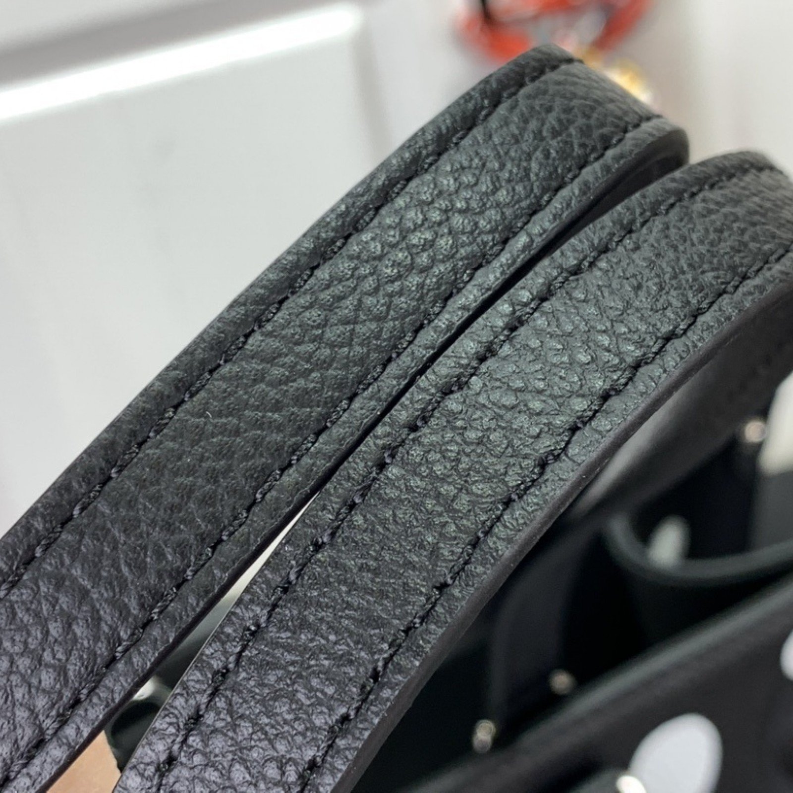 LV Handbag m46389N1