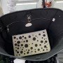 LV Handbag m46390