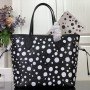 LV Handbag m46390