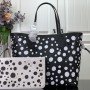 LV Handbag m46390
