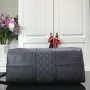 LV Holdall M30235