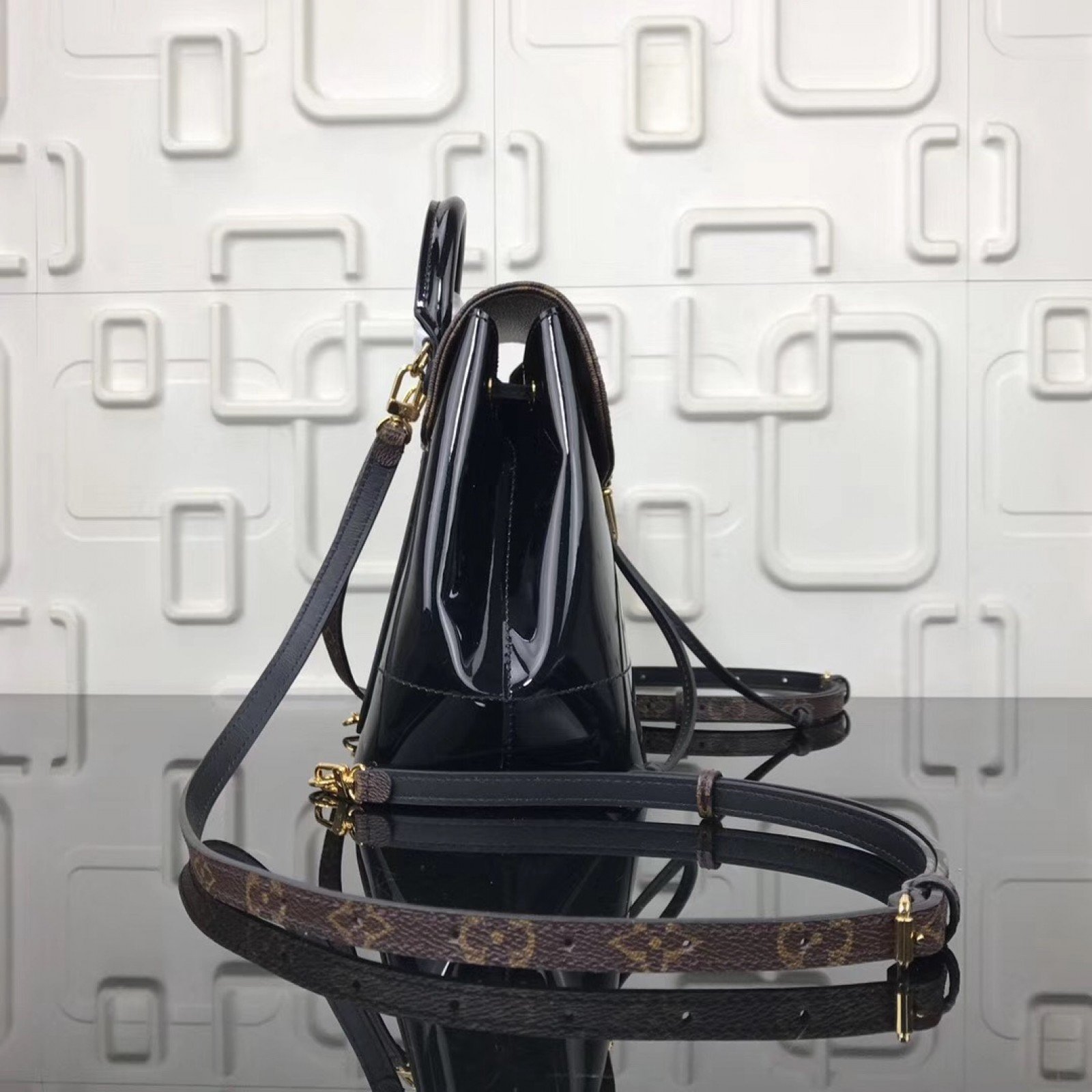 LV Hot Springs Backpack M53545