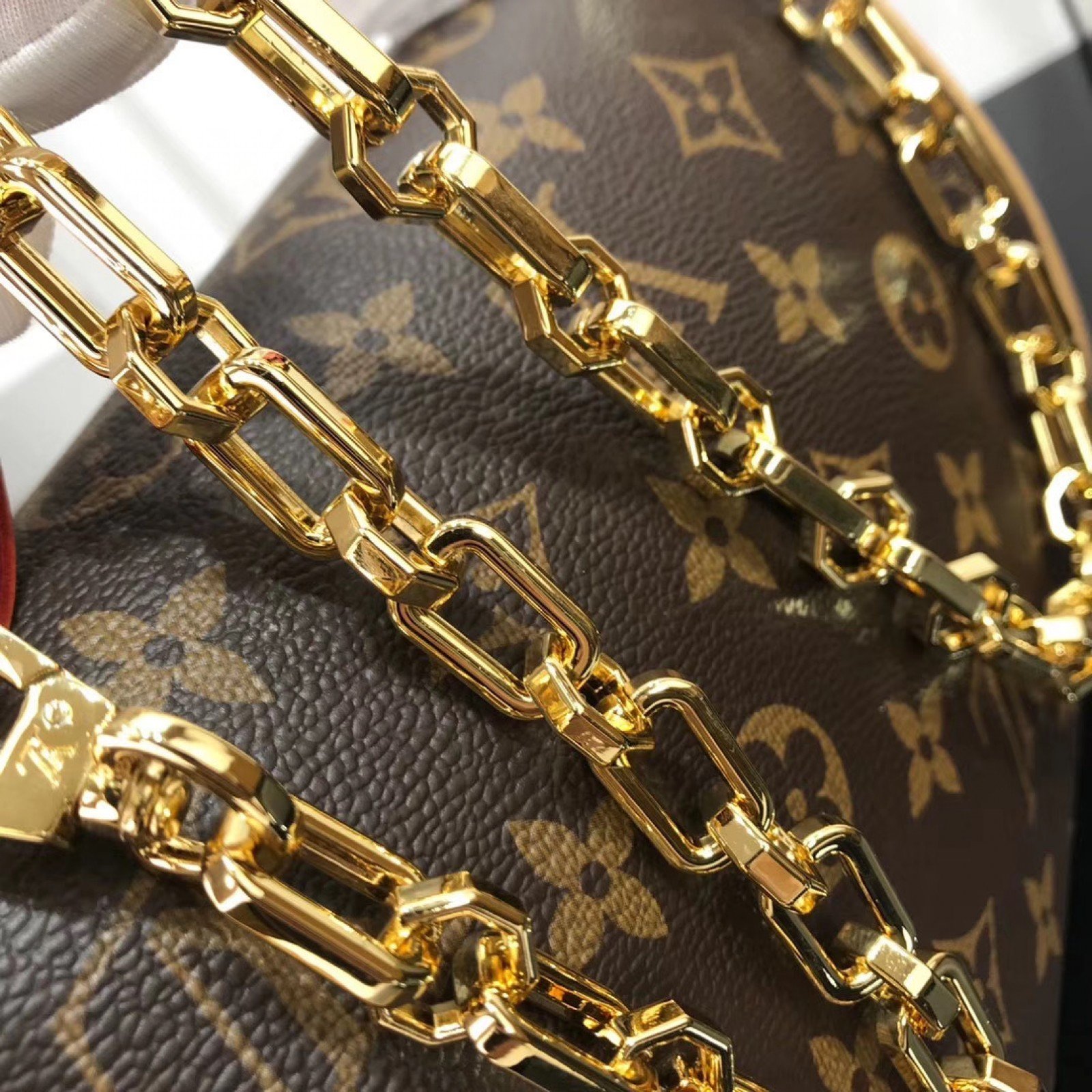 LV IVY BAG M51123