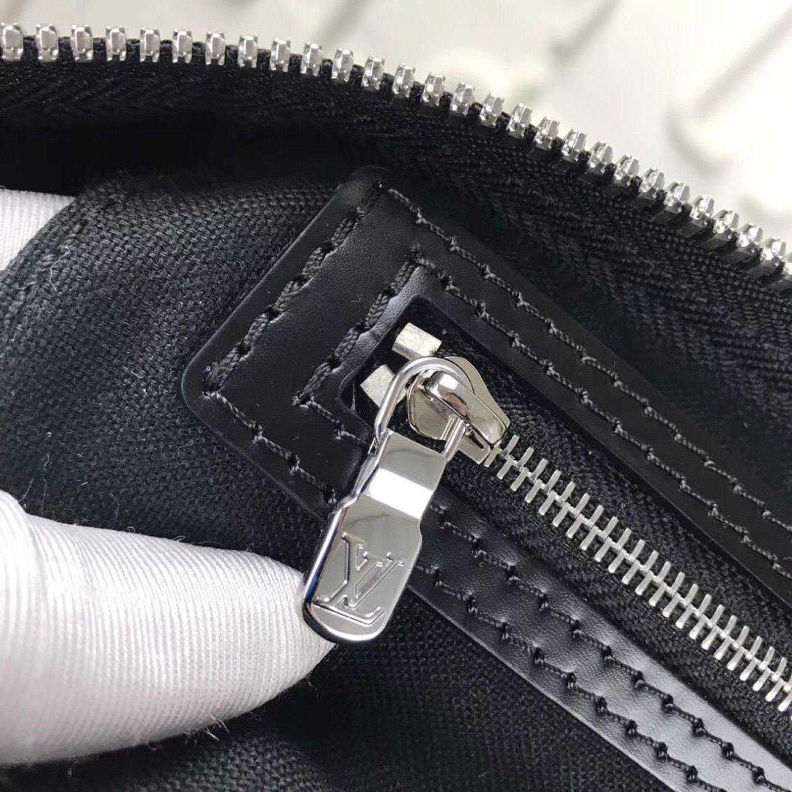LV KEEPALL 45 BANDOULIERE N50002