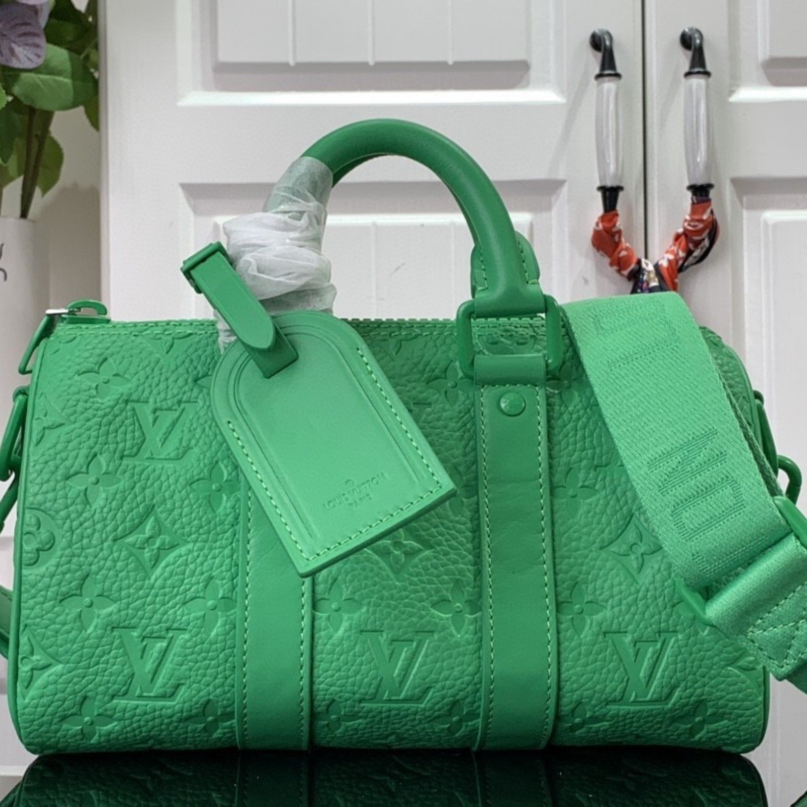 LV KEEPALL BANDOULIERE 25 M20929