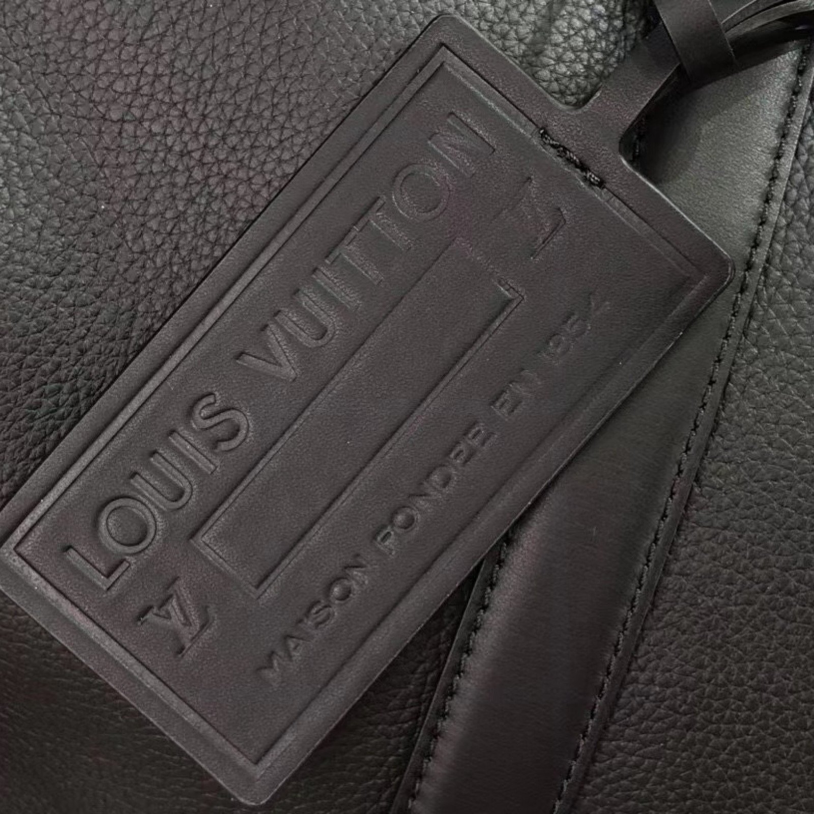 LV KEEPALL BANDOULIERE 40 M57088