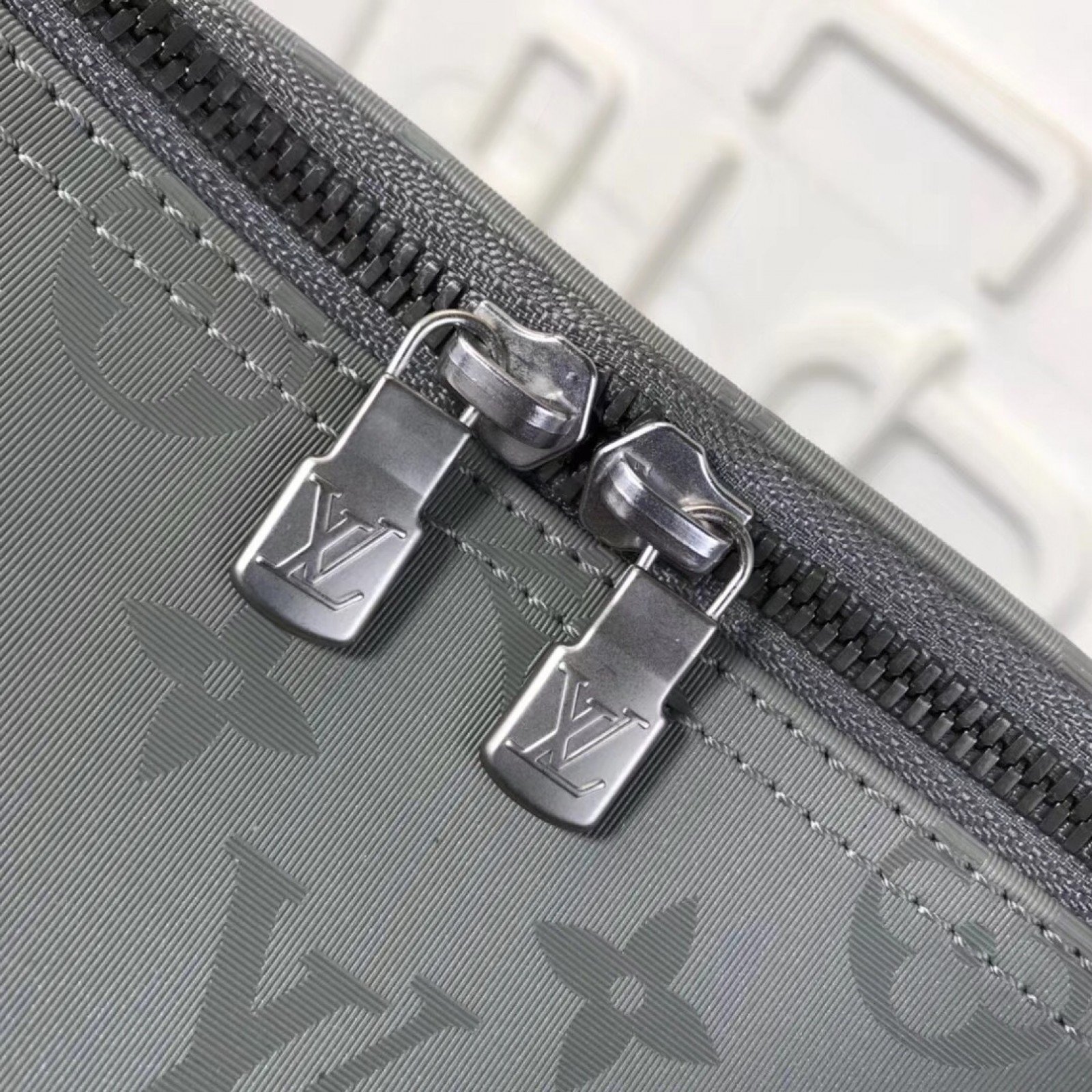 LV KEEPALL BANDOULIERE 50  M43887XK