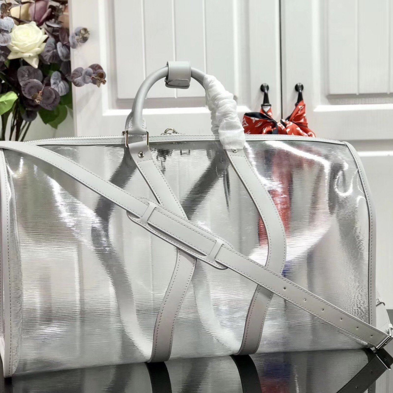 LV KEEPALL BANDOULIERE 50 M44474