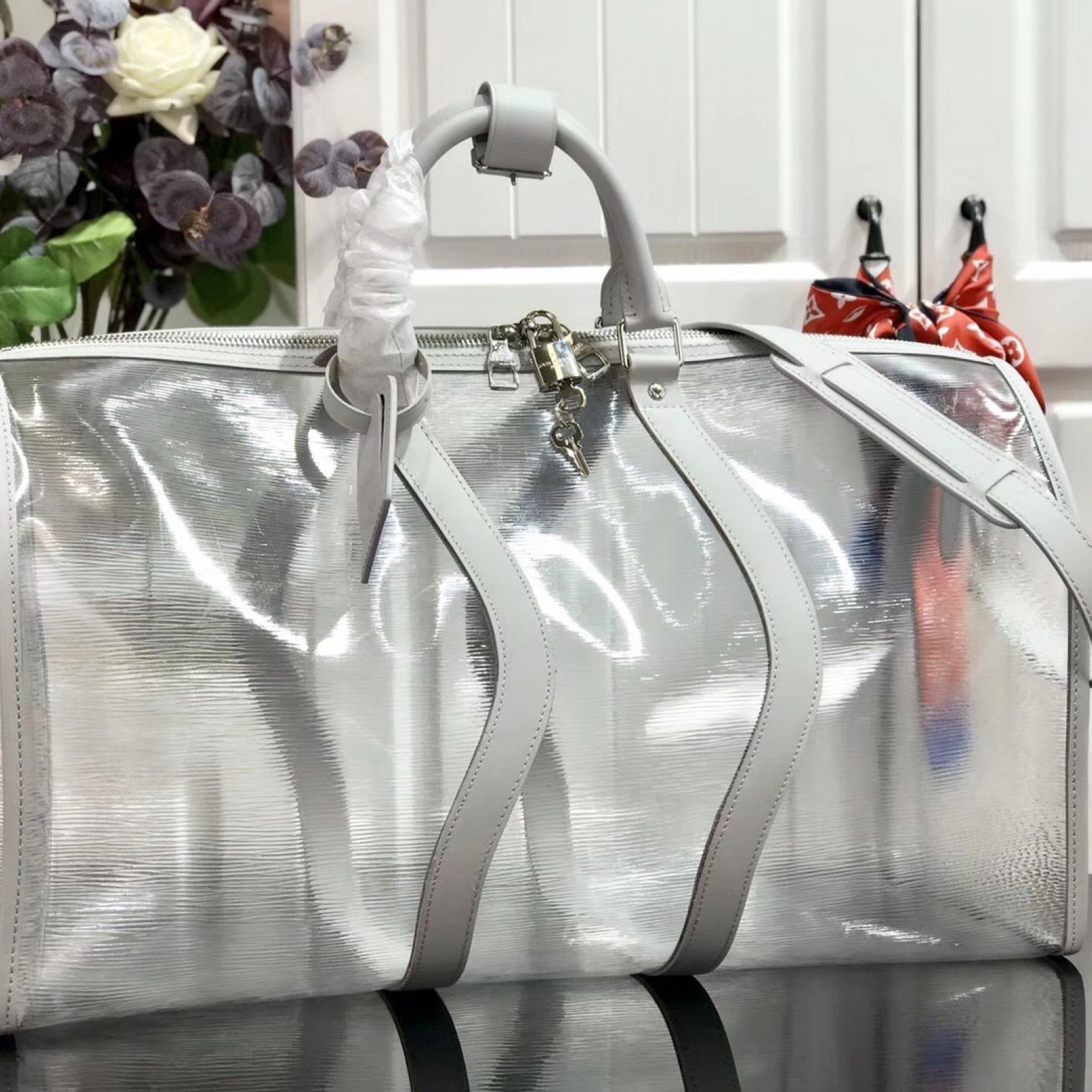 LV KEEPALL BANDOULIERE 50 M44474