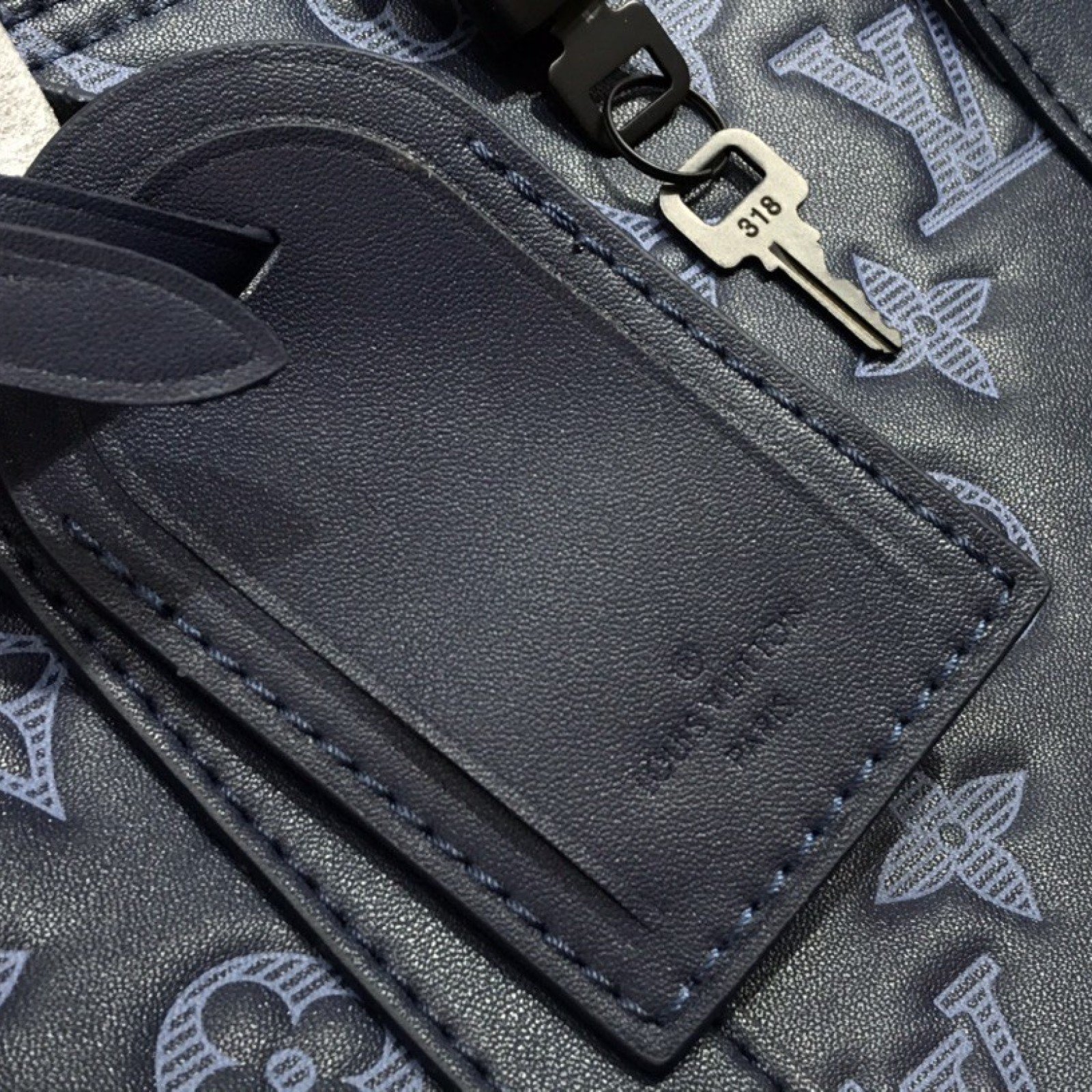 LV KEEPALL BANDOULIERE 50 M45731