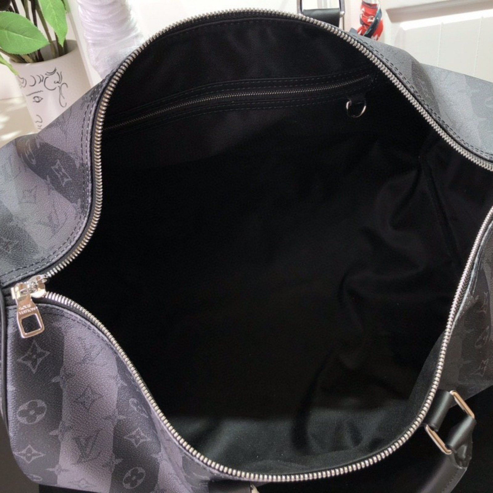 LV KEEPALL BANDOULIERE 50 M45967