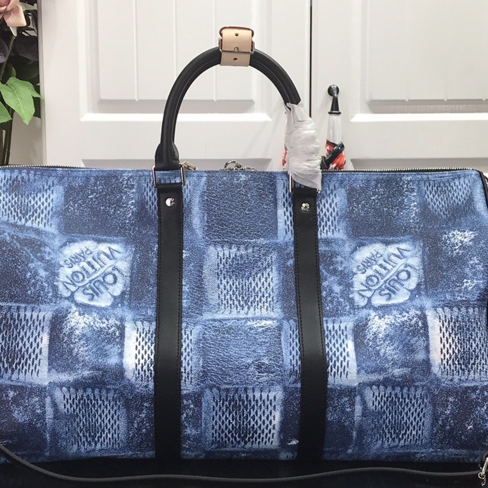 LV KEEPALL BANDOULIERE 50 N50069