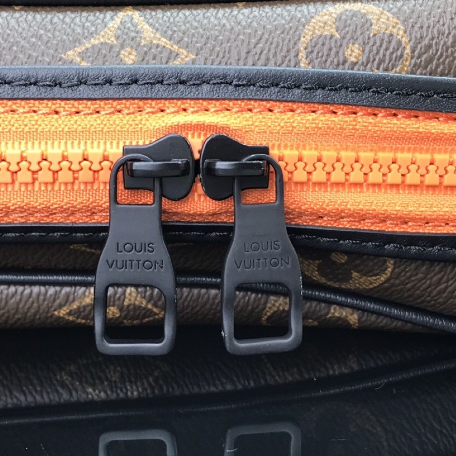 LV KEEPALL M80130L