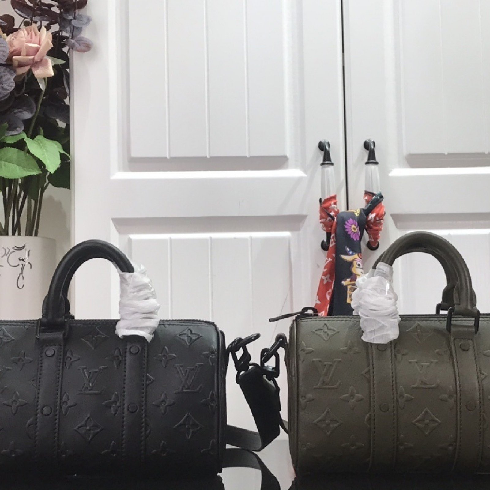 LV KEEPALL XS M57960