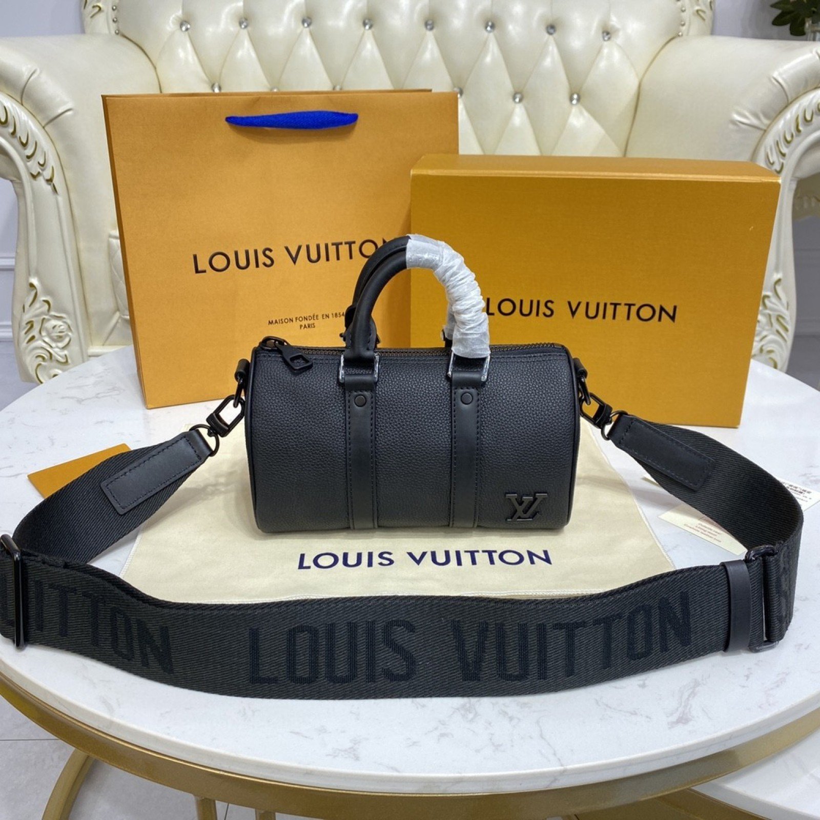 LV KEEPALL XS M80950