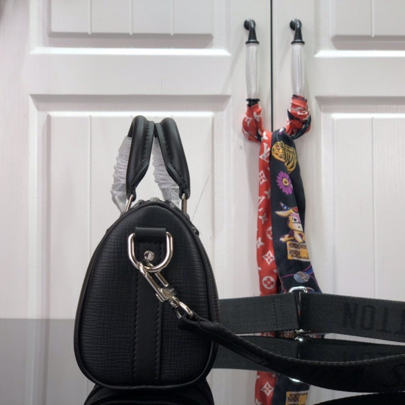 LV KEEPALL XS M81011