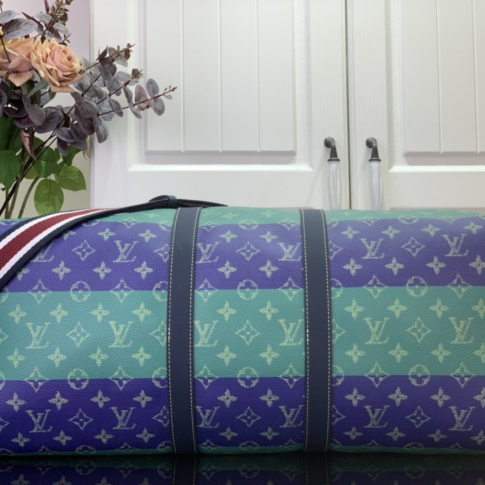 LV Keepall Bandoulière 50 M25900
