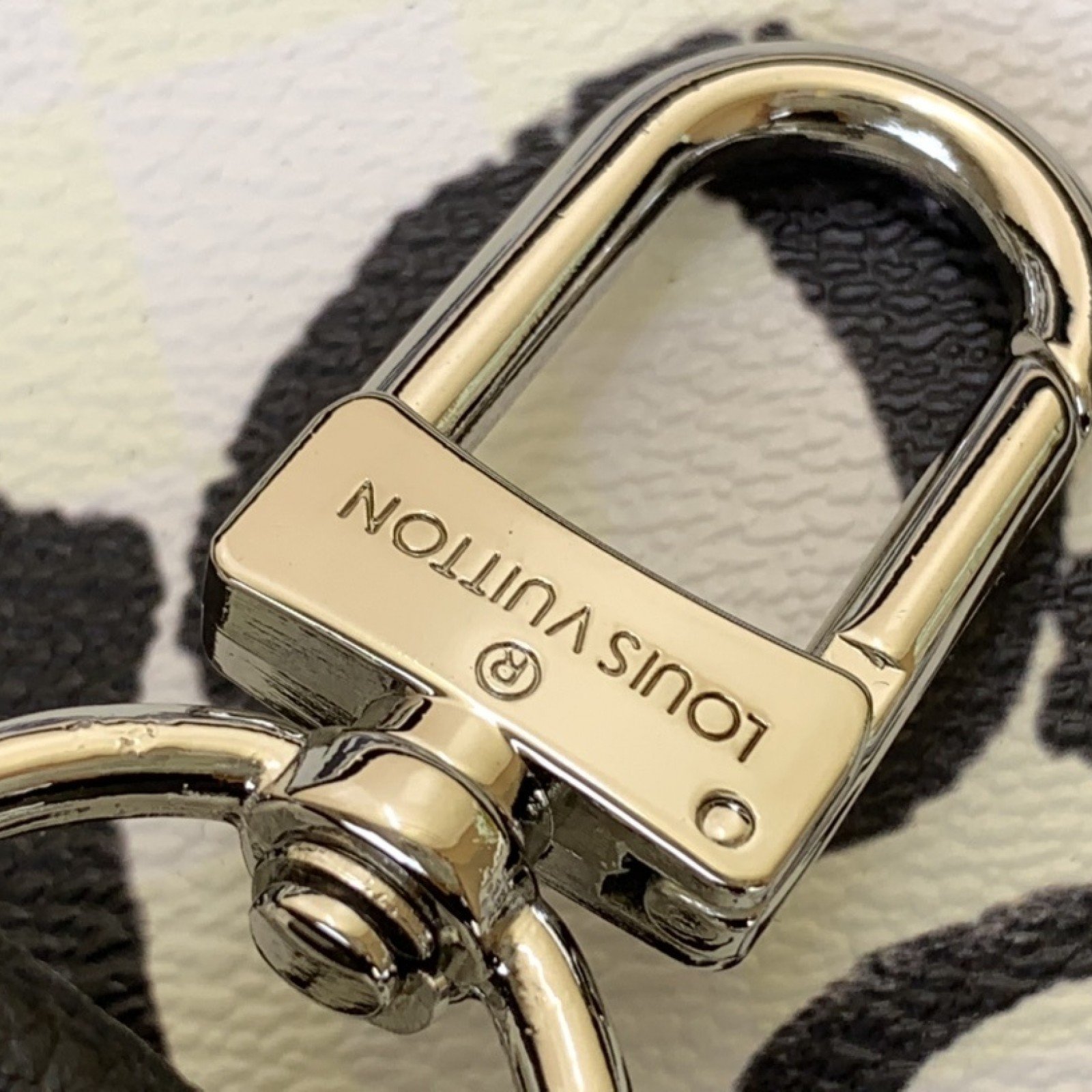 LV Keepall Bandoulière 50 N40804