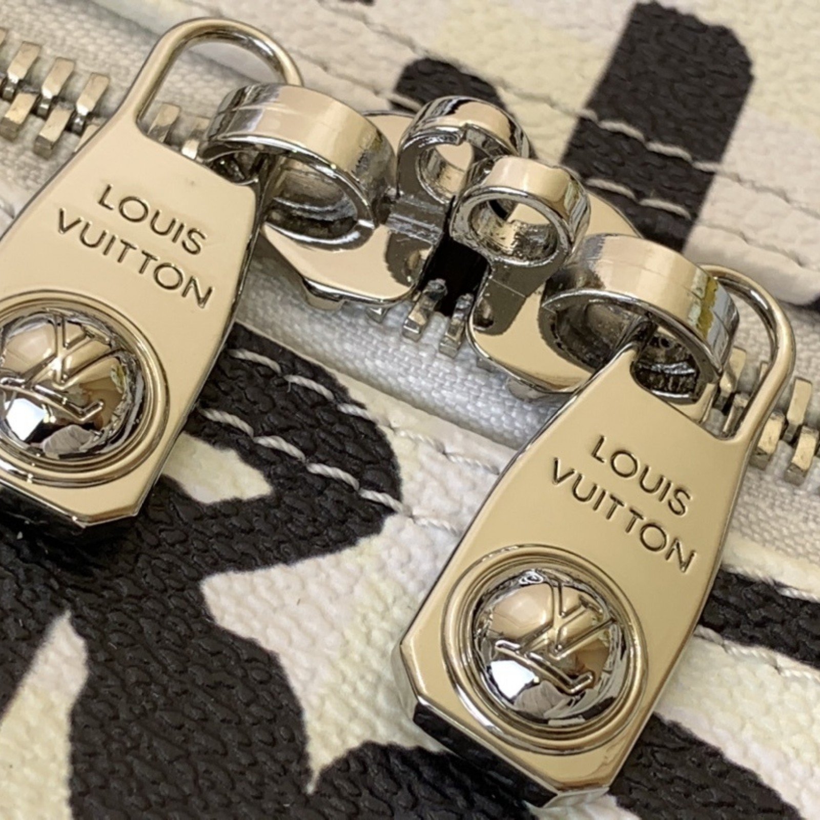 LV Keepall Bandoulière 50 N40804