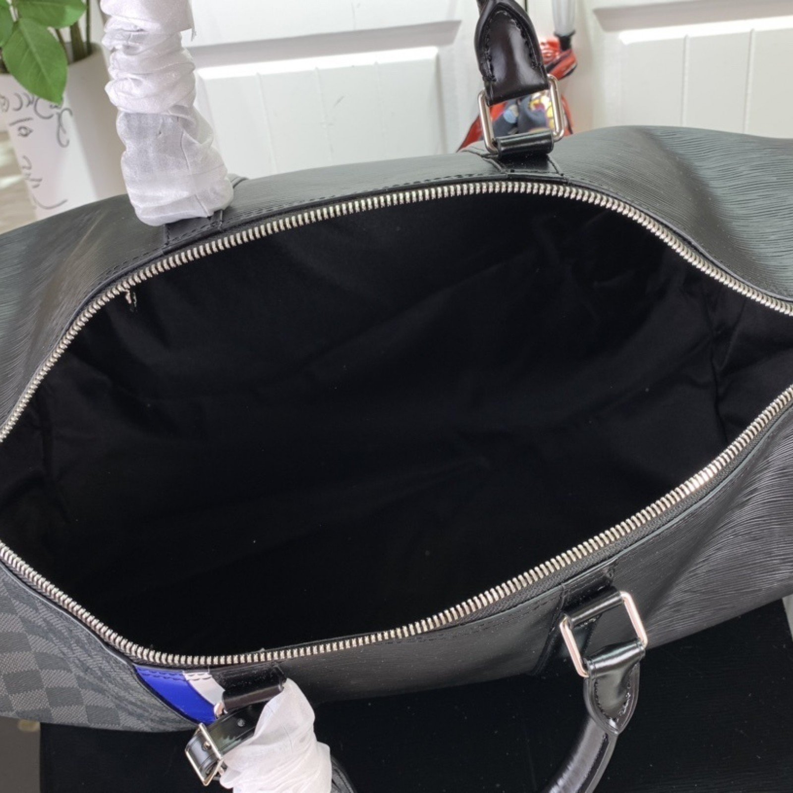 LV Keepall M56660