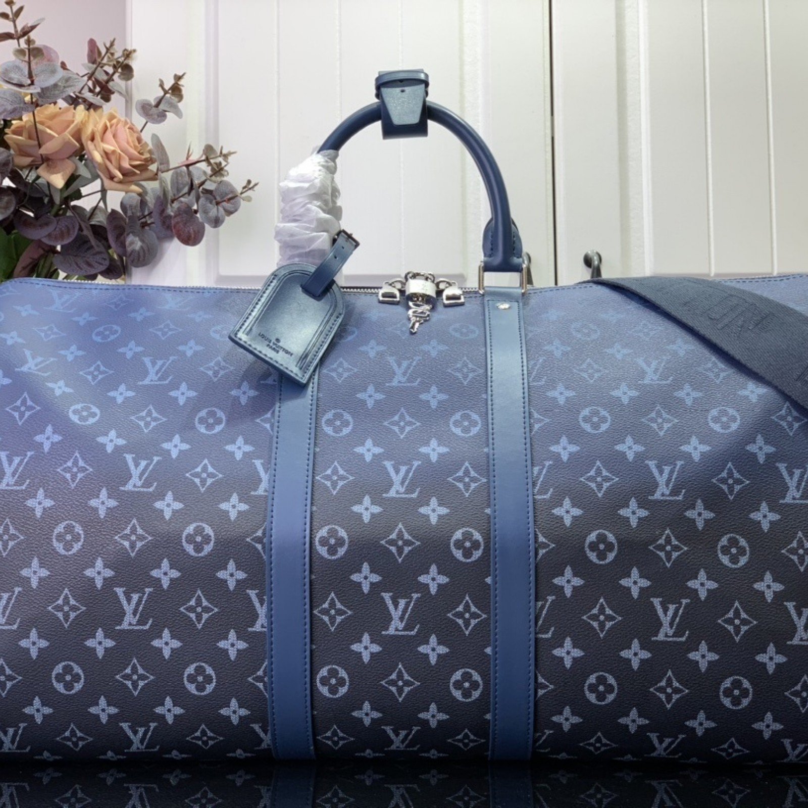 LV Keepall m11558