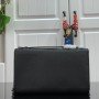 LV LOCKME CLUTCH M56087