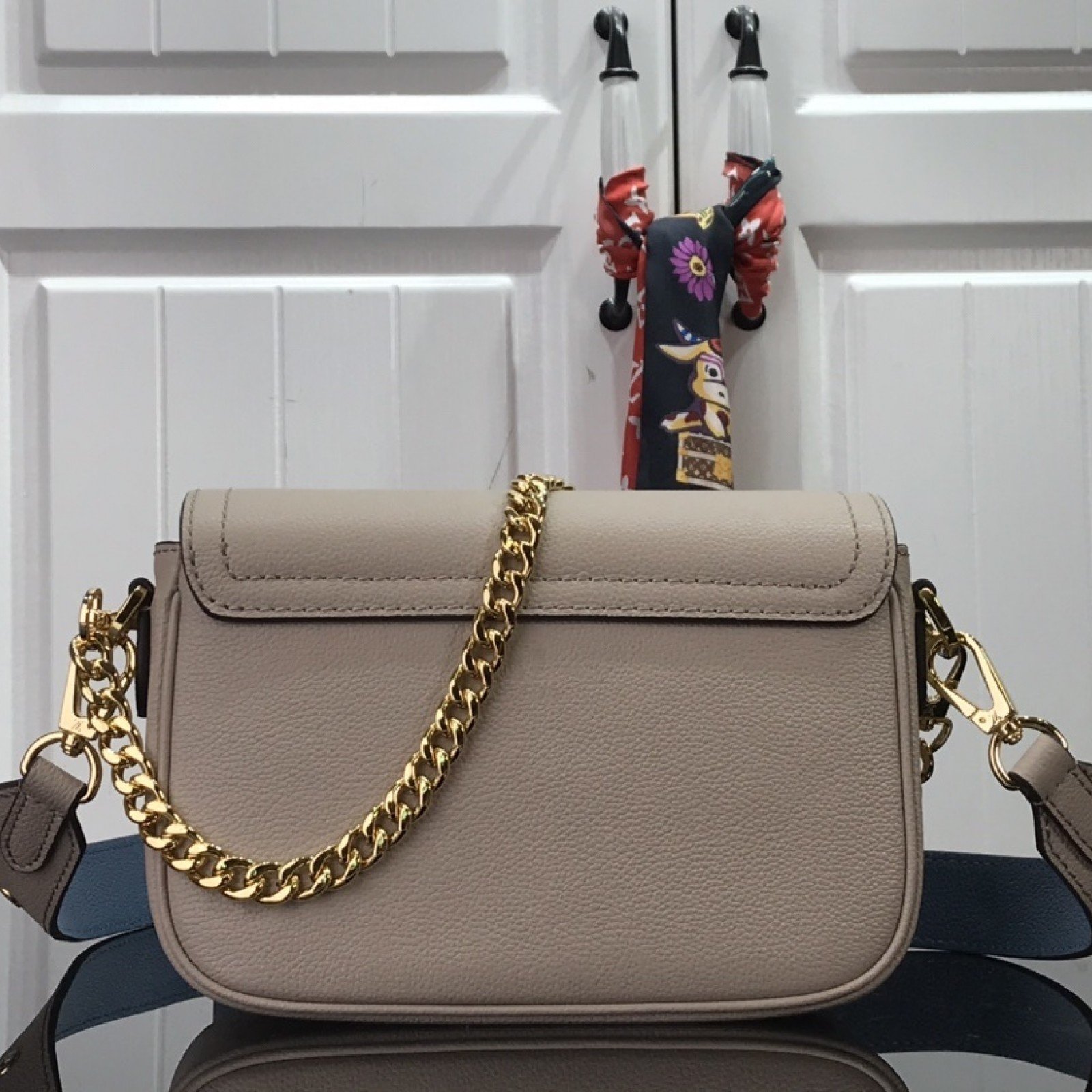 LV LOCKME TENDER M58557