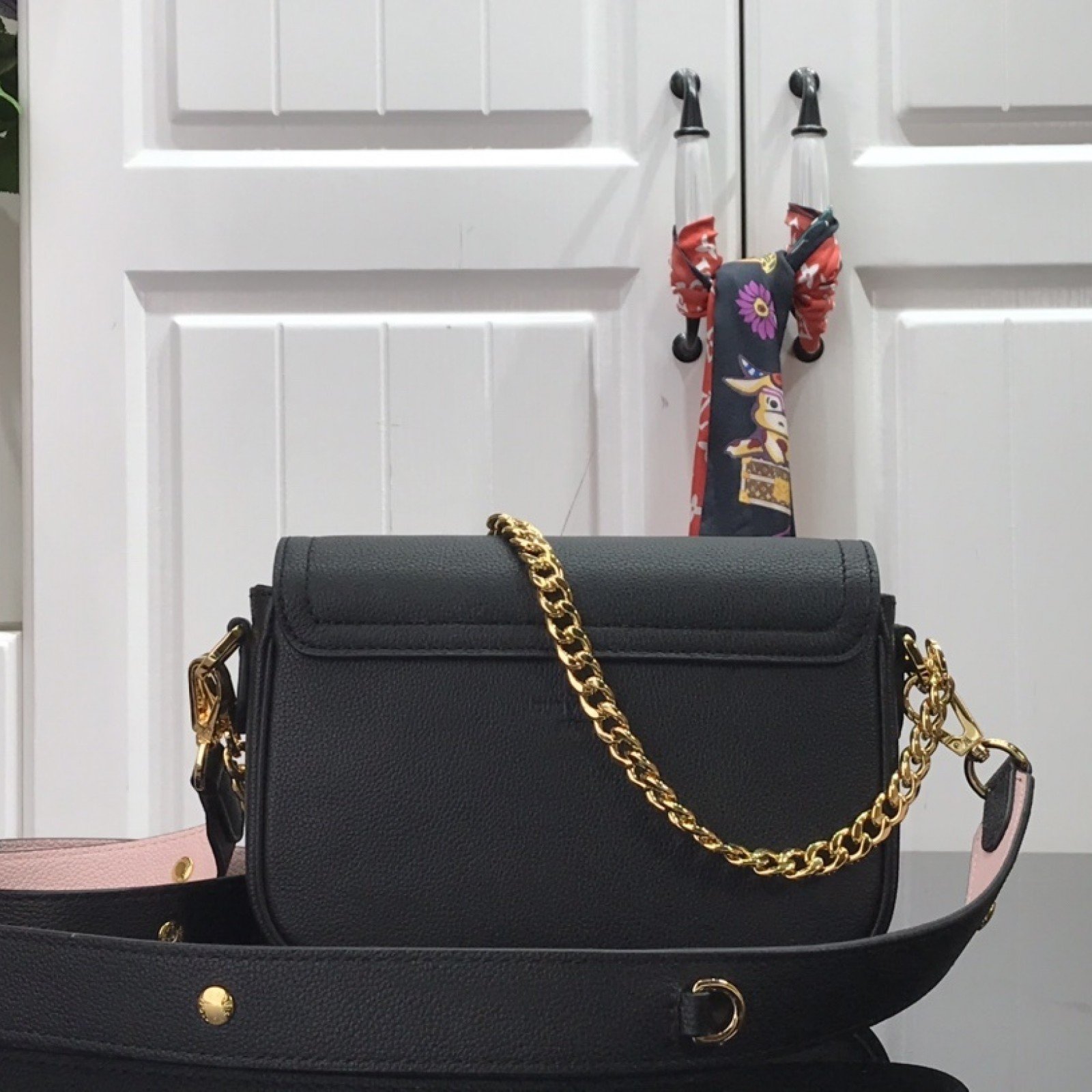 LV LOCKME TENDER M58557