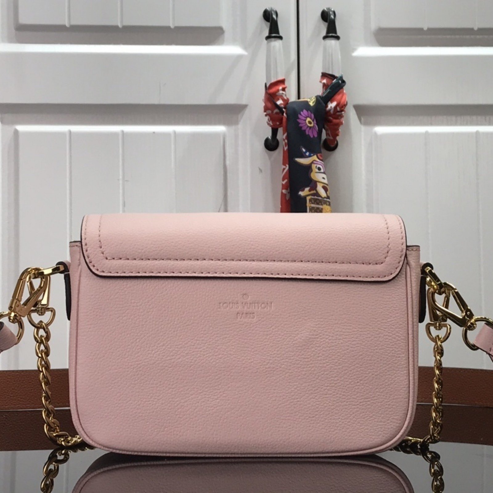 LV LOCKME TENDER M58557