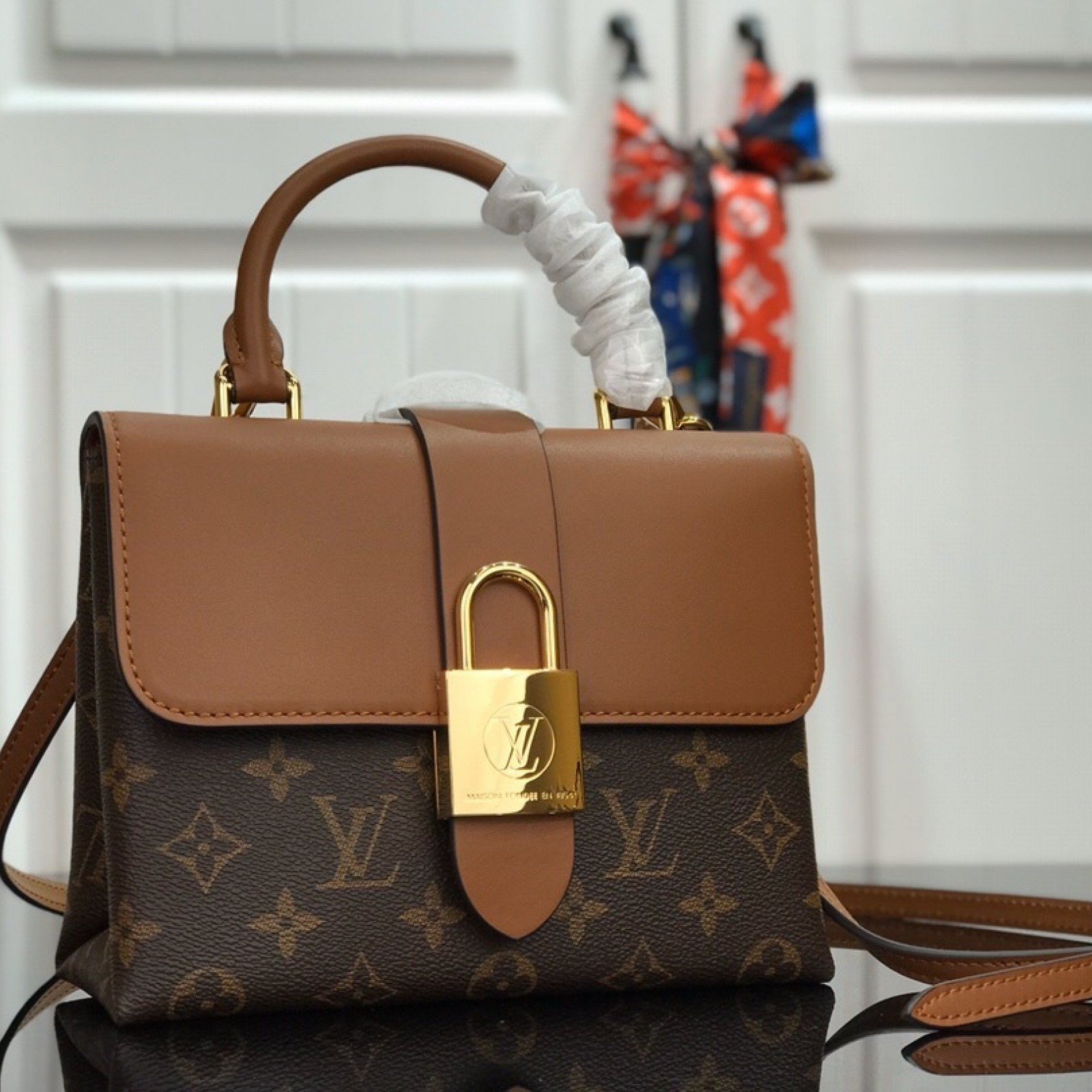 LV LOCKY BB M44654