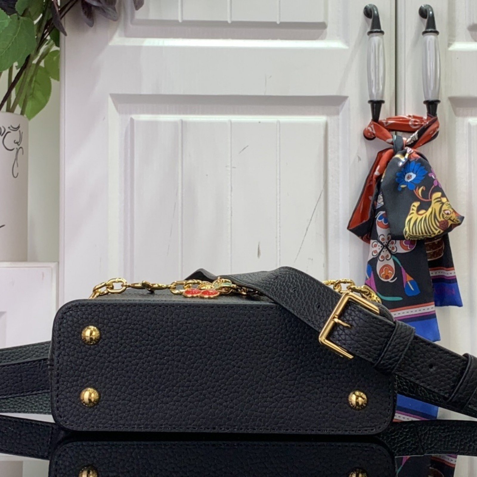 LV LV x TM CAPUCINES bb   m13714