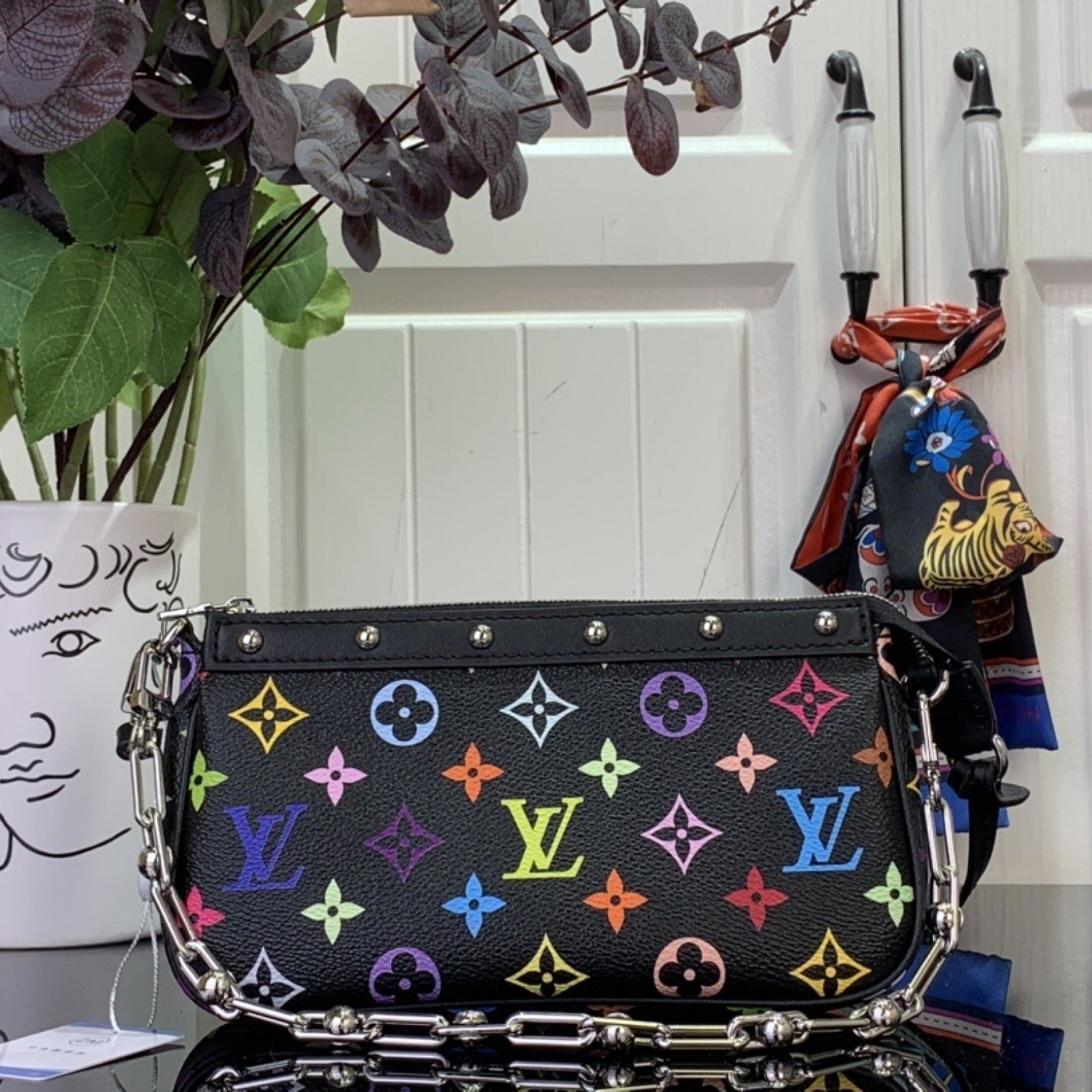 LV LV x TM POCHETTE ACCESSOIRES  m13663