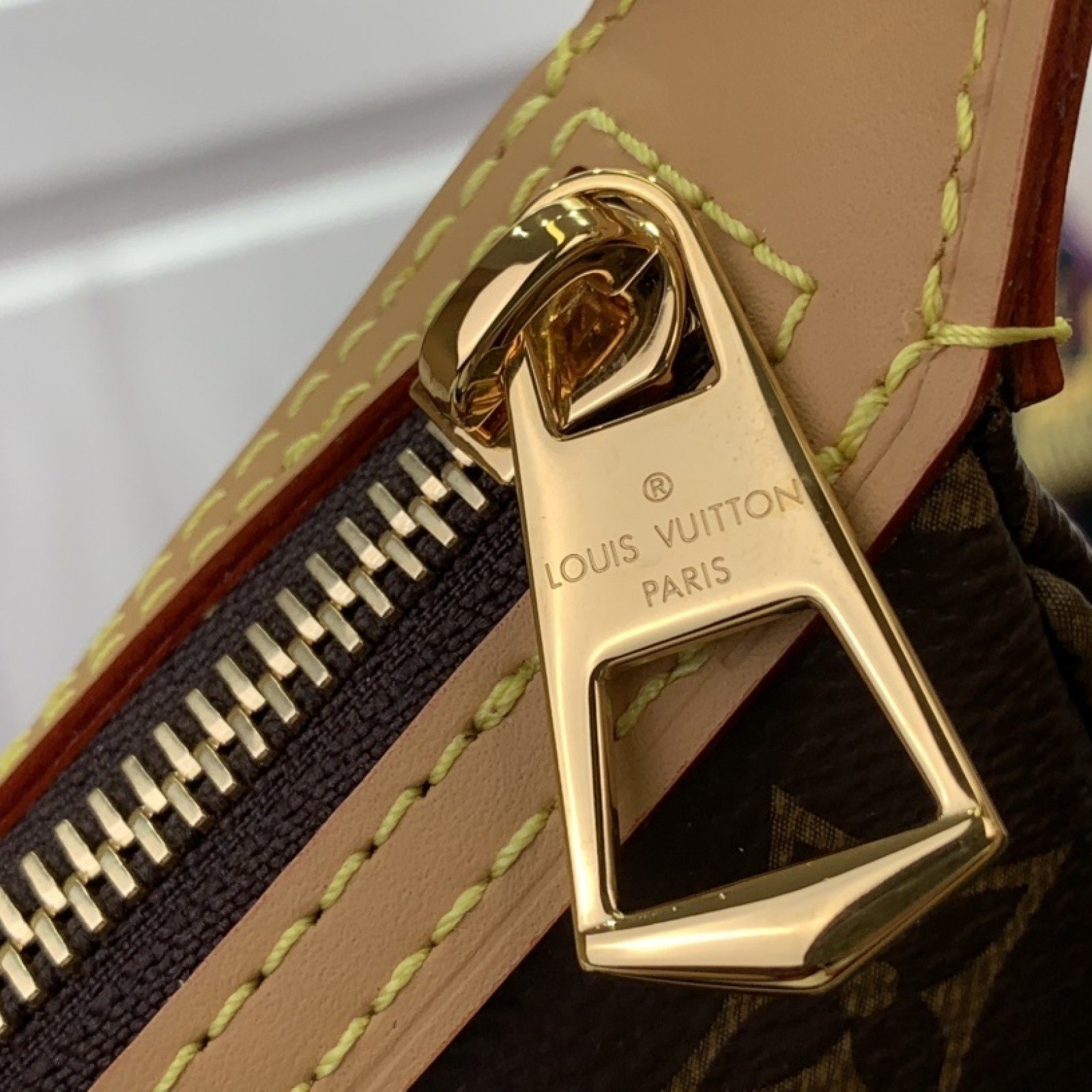 LV Loop Hobo M12939