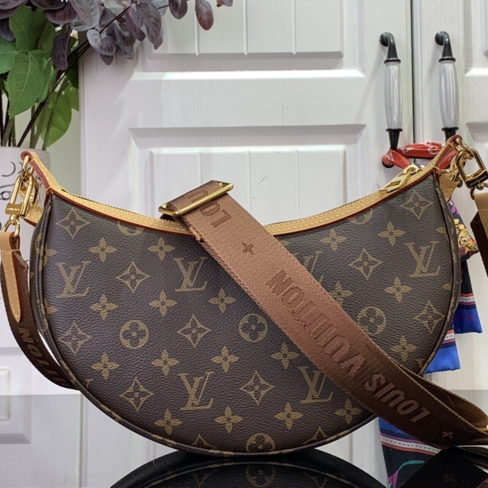 LV Loop Hobo M12939