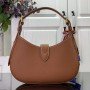 LV Low Key Shoulder  M24990