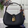 LV Low Key Shoulder  M24990
