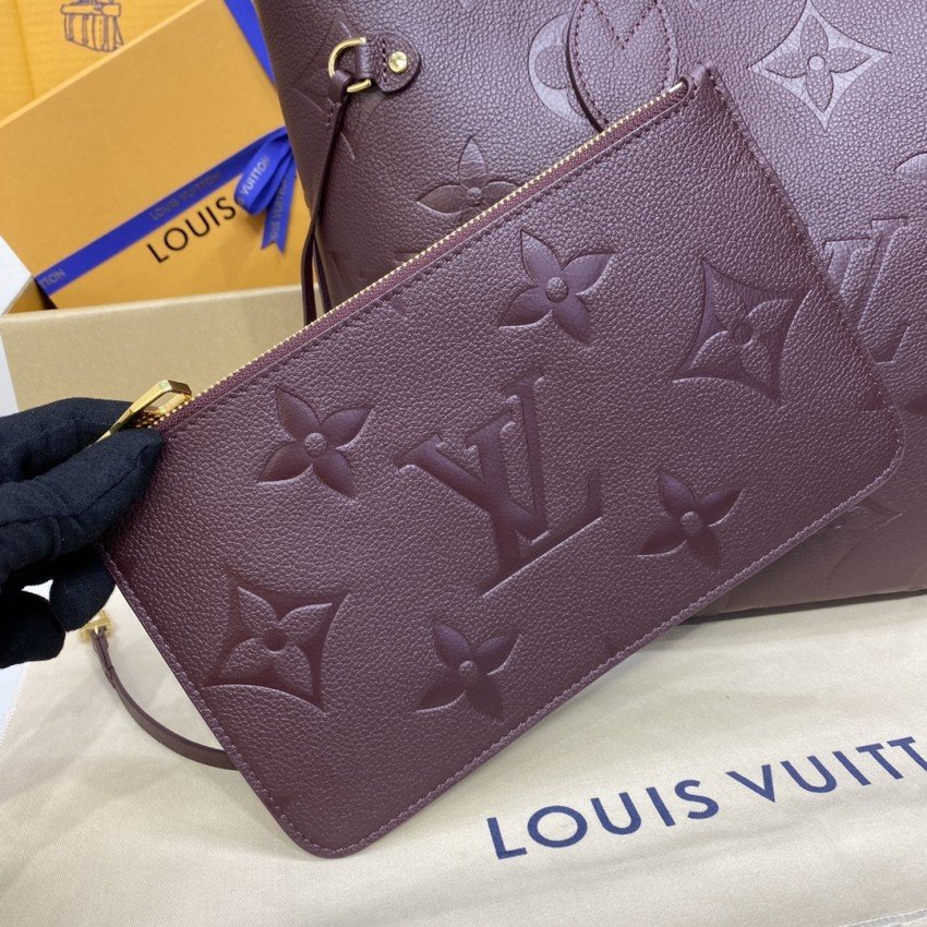 LV M46599