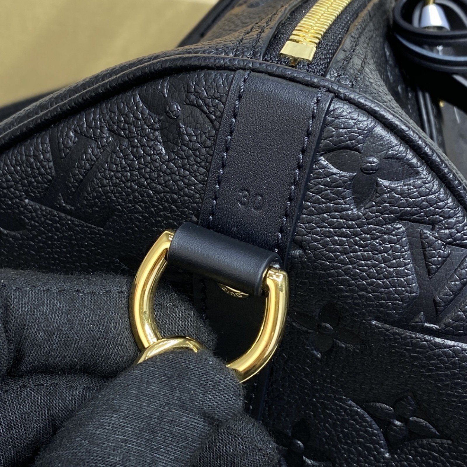 LV M47186